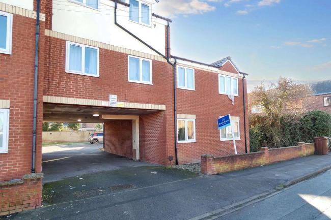 27 Briggs Row, Featherstone, Pontefract, West Yorkshire, WF7 5LG 9