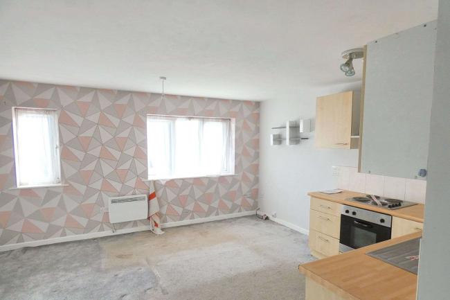 27 Briggs Row, Featherstone, Pontefract, West Yorkshire, WF7 5LG 9