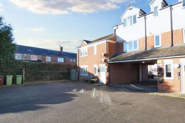 27 Briggs Row, Featherstone, Pontefract, West Yorkshire, WF7 5LG 9