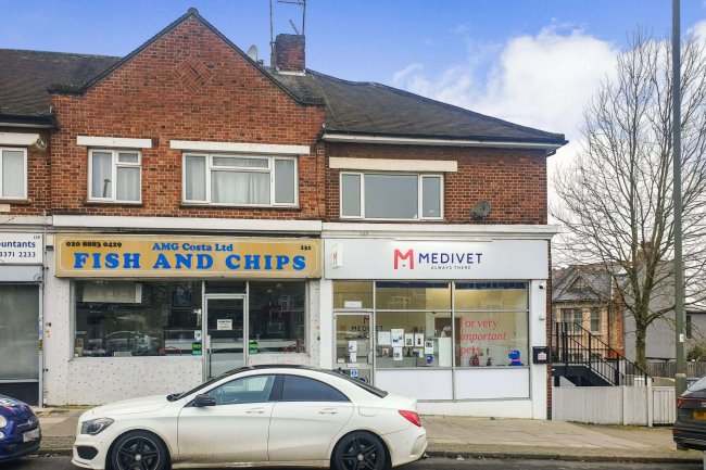 131 Colney Hatch Lane, Muswell Hill, London N10 1HD 5