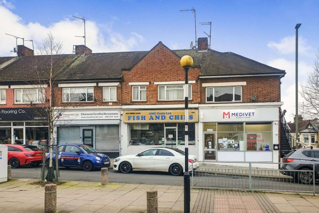 131 Colney Hatch Lane, Muswell Hill, London N10 1HD 5