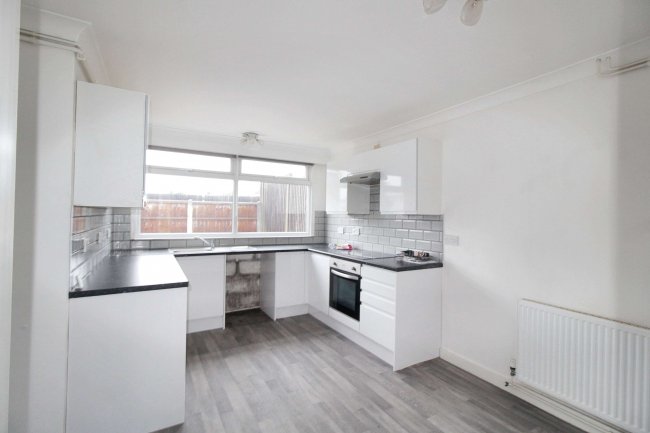 1 Penn Gardens, Romford, RM5 2JF 9