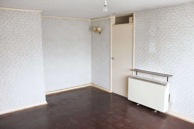 36 Broadfield, West Hoathly RH19 4QR 5