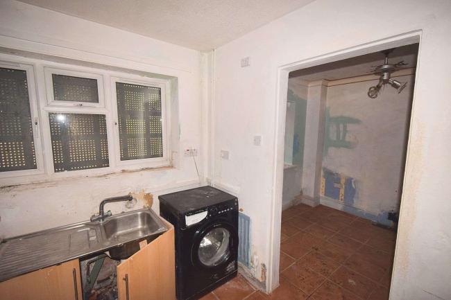 40 Greaves Square, Kings Norton, Birmingham B38 9LX 3