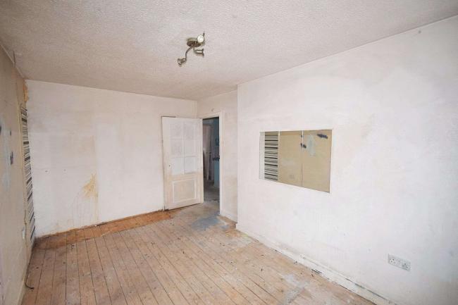 40 Greaves Square, Kings Norton, Birmingham B38 9LX 3