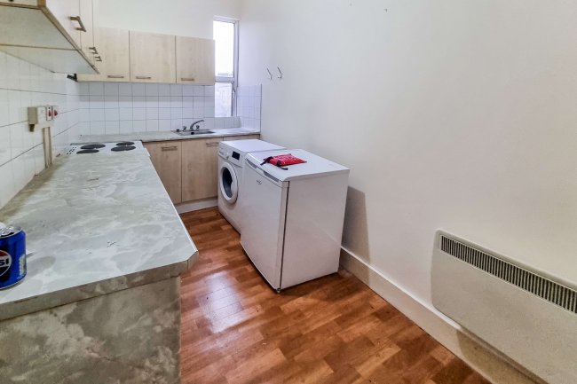 248,248A & 248B High Road, Leyton, London E10 5PW 4