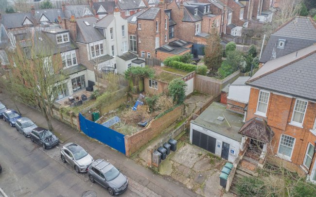 Land to the rear of 25 Dukes Avenue, Muswell Hill, London N10 2PS 8