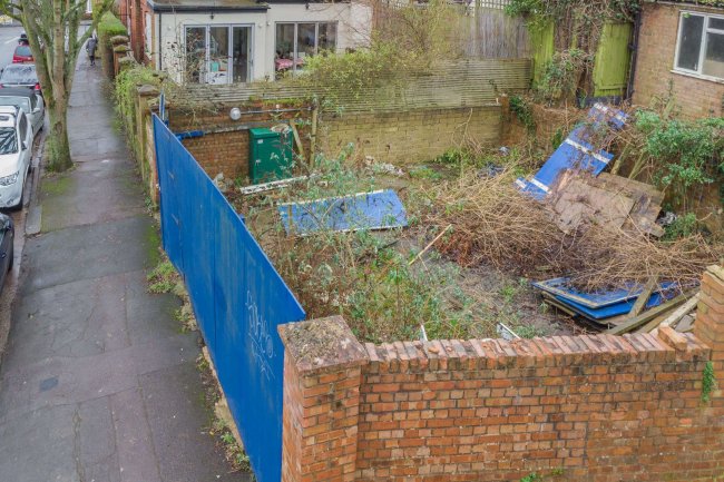 Land to the rear of 25 Dukes Avenue, Muswell Hill, London N10 2PS 8