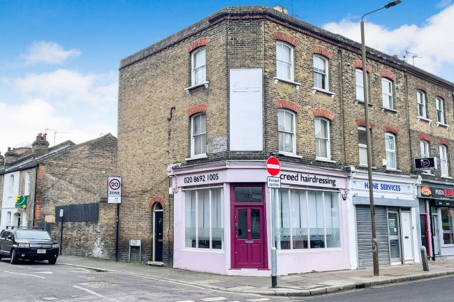 125/125A Greenwich South Street, London SE10 8NX 8