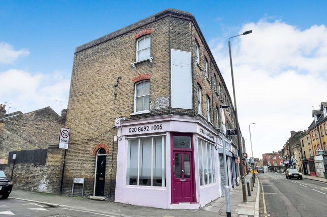 125/125A Greenwich South Street, London SE10 8NX 8