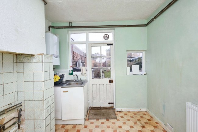 158 Christchurch Avenue, Harrow, Middlesex, HA3 8NW 1