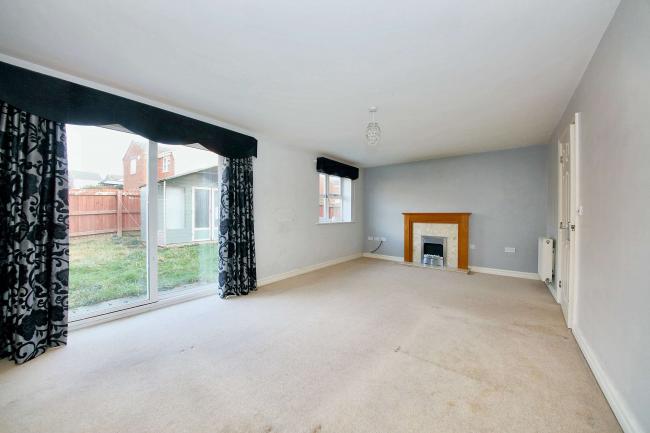 35 Doval Gardens, Tean, Stoke-on-Trent, ST10 4EX 3