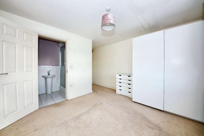 35 Doval Gardens, Tean, Stoke-on-Trent, ST10 4EX 3