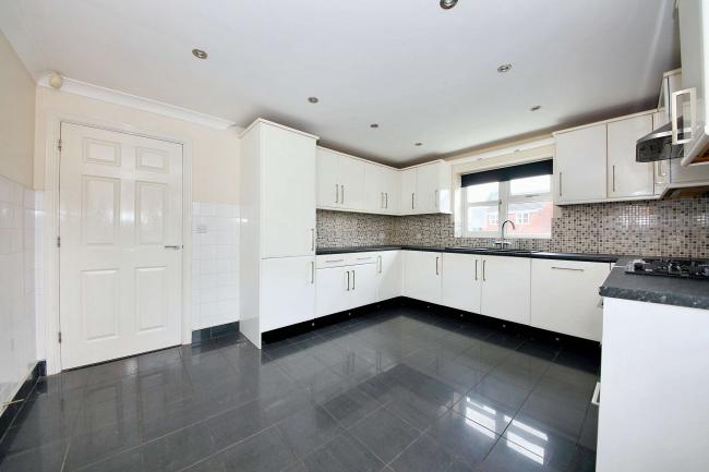 24 Doval Gardens, Tean, Stoke-on-Trent, ST10 4EX 10