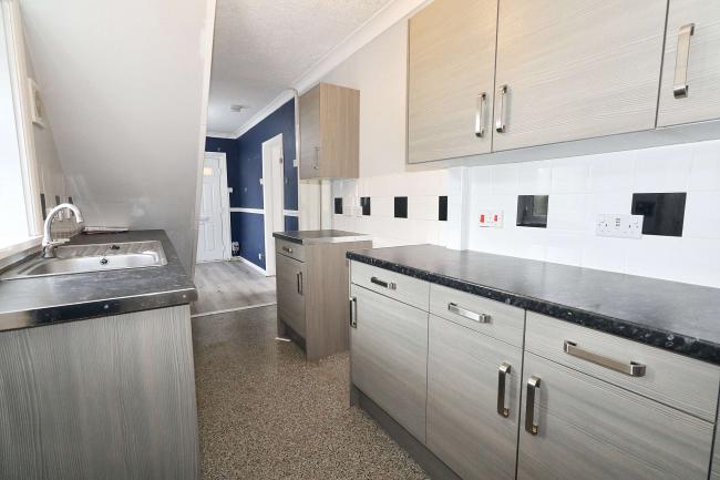 4 The Elms, Deerton Street, Teynham, Sittingbourne, Kent, ME9 9LH 9