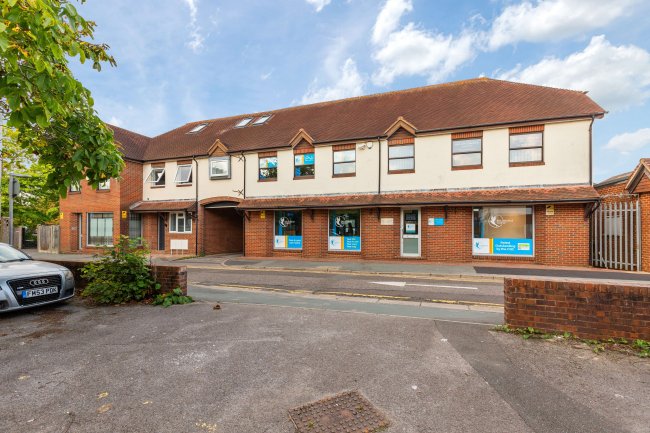 29 Summers Road, Burnham, SL1 7EP 8