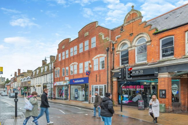 27-29 High Street, Biggleswade, Bedfordshire, SG18 0JE 10