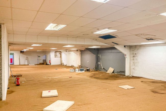 98-100 Hythe Road, Ashford, Kent, TN24 8PR 6