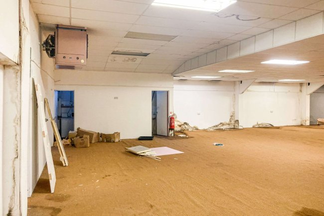 98-100 Hythe Road, Ashford, Kent, TN24 8PR 6