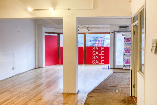 98-100 Hythe Road, Ashford, Kent, TN24 8PR 6