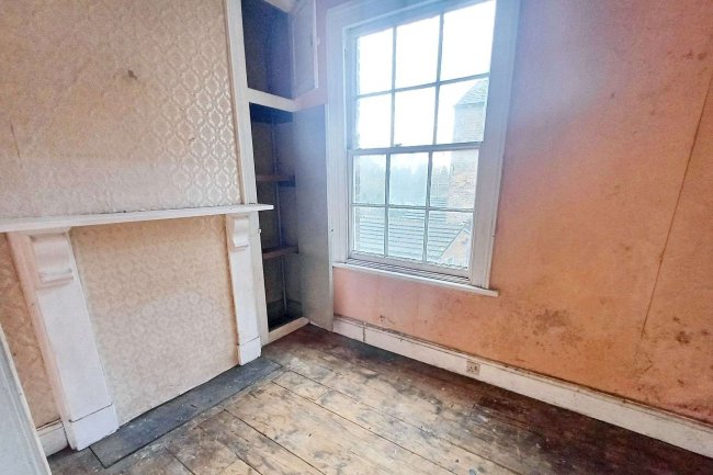 3 Orchard Road, Altrincham, WA15 8EY 9