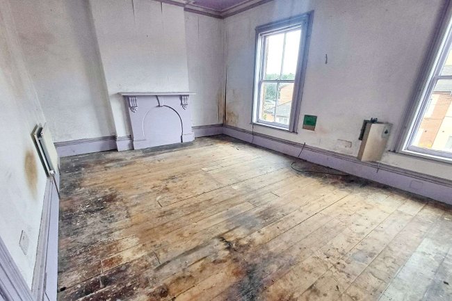 3 Orchard Road, Altrincham, WA15 8EY 9