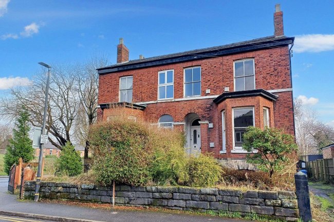 3 Orchard Road, Altrincham, WA15 8EY 9