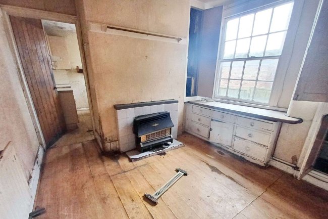 3 Orchard Road, Altrincham, WA15 8EY 9