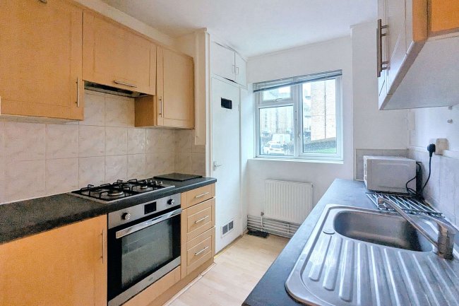 98 Glen Albyn Road, Southfields, London, SW19 6HE 5