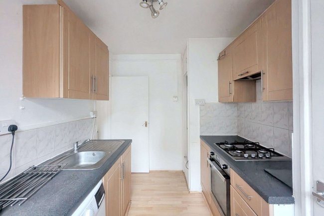 98 Glen Albyn Road, Southfields, London, SW19 6HE 5