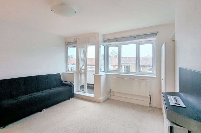 98 Glen Albyn Road, Southfields, London, SW19 6HE 5