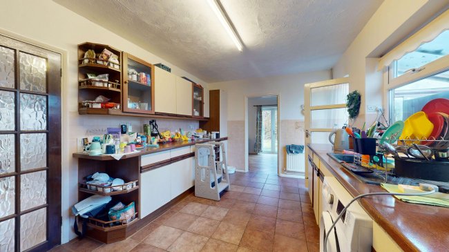 New Haven, Blackhorse Lane, North Weald, Epping, Essex, CM16 6EP 6