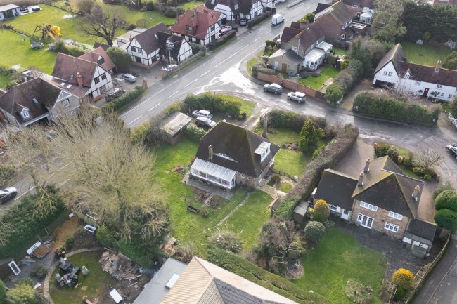 New Haven, Blackhorse Lane, North Weald, Epping, Essex, CM16 6EP 6