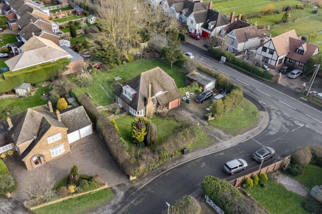 New Haven, Blackhorse Lane, North Weald, Epping, Essex, CM16 6EP 6