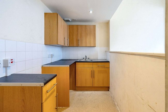 Flat 4, 28 Longridge Road, London, SW5 9SJ 4