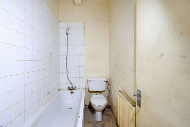 Flat 4, 28 Longridge Road, London, SW5 9SJ 4