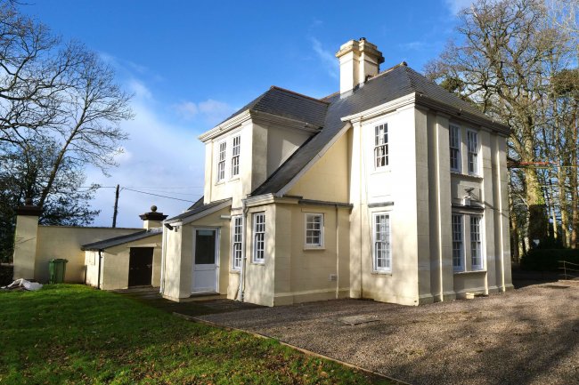 The Lodge, Hilston Park, Newcastle, Monmouth, Gwent, Wales, NP25 5NY 6