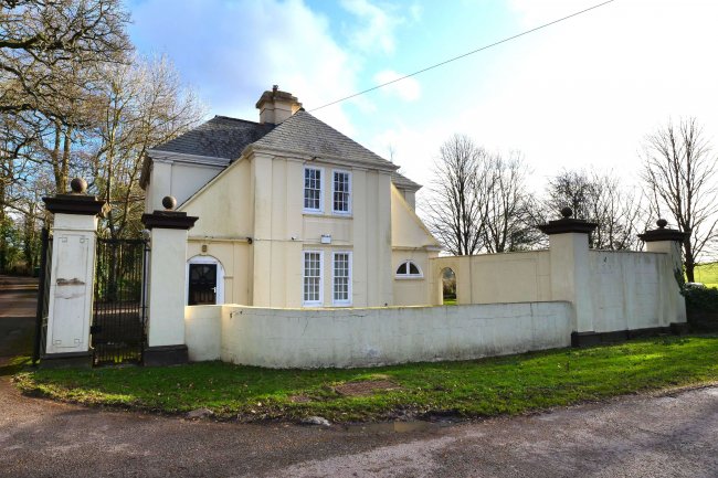 The Lodge, Hilston Park, Newcastle, Monmouth, Gwent, Wales, NP25 5NY 6