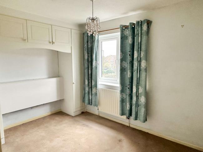 71 Churchwood Drive, Tangmere, Chichester PO20 2GY 2