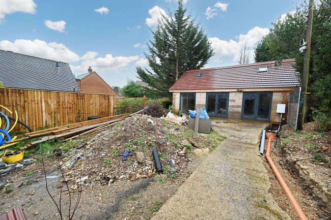 26A Peppard Road, Sonning Common, Reading, Oxfordshire, RG4 9SU 8