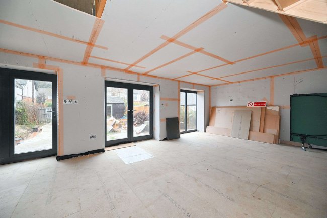 26A Peppard Road, Sonning Common, Reading, Oxfordshire, RG4 9SU 8