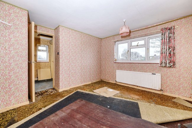 50 Duncan Road, Chichester, PO19 3NG 7