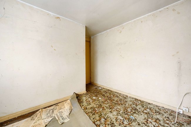 50 Duncan Road, Chichester, PO19 3NG 7