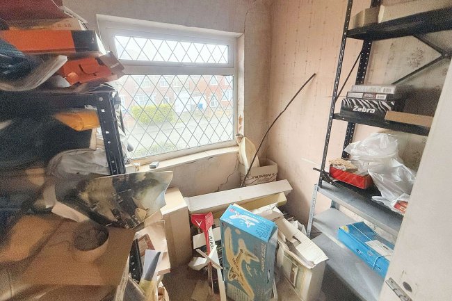 50 Wilmot Street, Nottingham, NG10 3GY 8