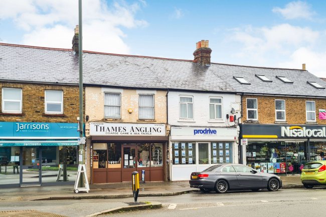 11 Feltham Road, Ashford, TW15 1DQ 9