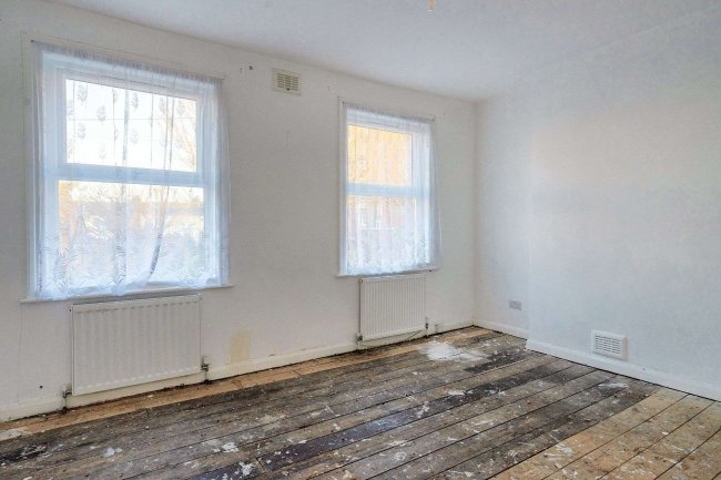 19A & B Rigeley Road, Harlesden ,London NW10 6AR 3