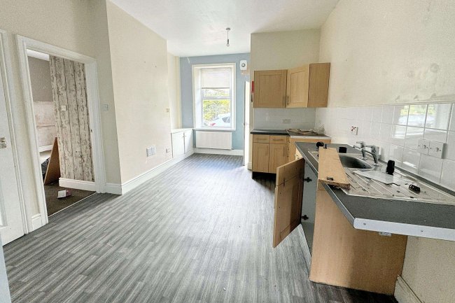 13 Blencowe Street, Carlisle, Cumbria, CA2 5XP 4