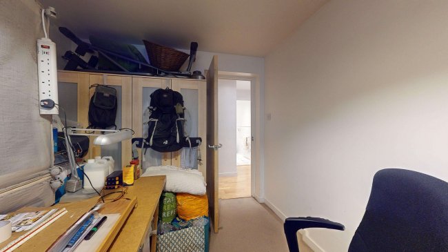 Flat 254 Berglen Court, 7 Branch Road, Canary Wharf, London, E14 7JZ 1