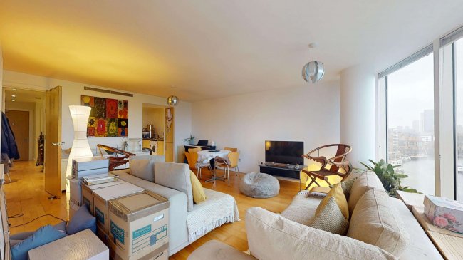 Flat 254 Berglen Court, 7 Branch Road, Canary Wharf, London, E14 7JZ 1