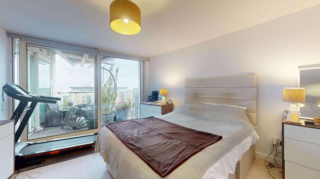 Flat 254 Berglen Court, 7 Branch Road, Canary Wharf, London, E14 7JZ 1